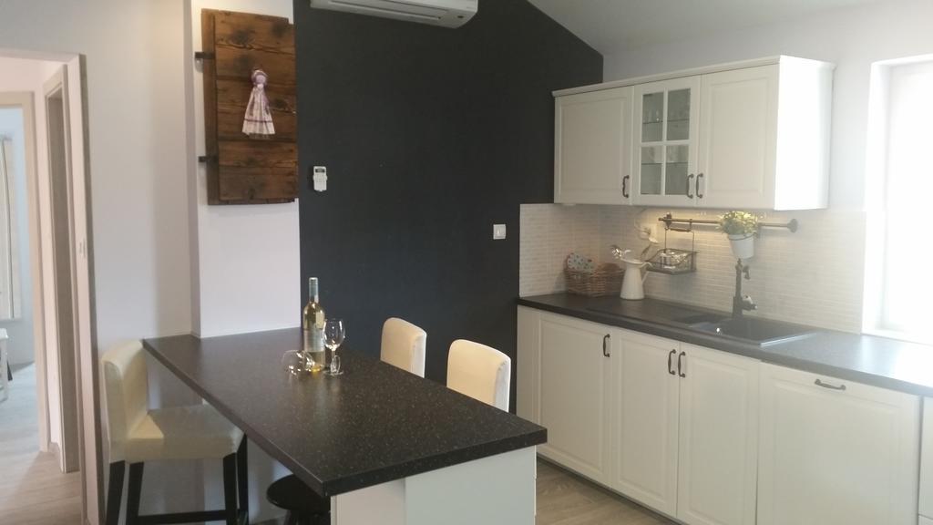 Apartment Diminic Melin Cres Εξωτερικό φωτογραφία